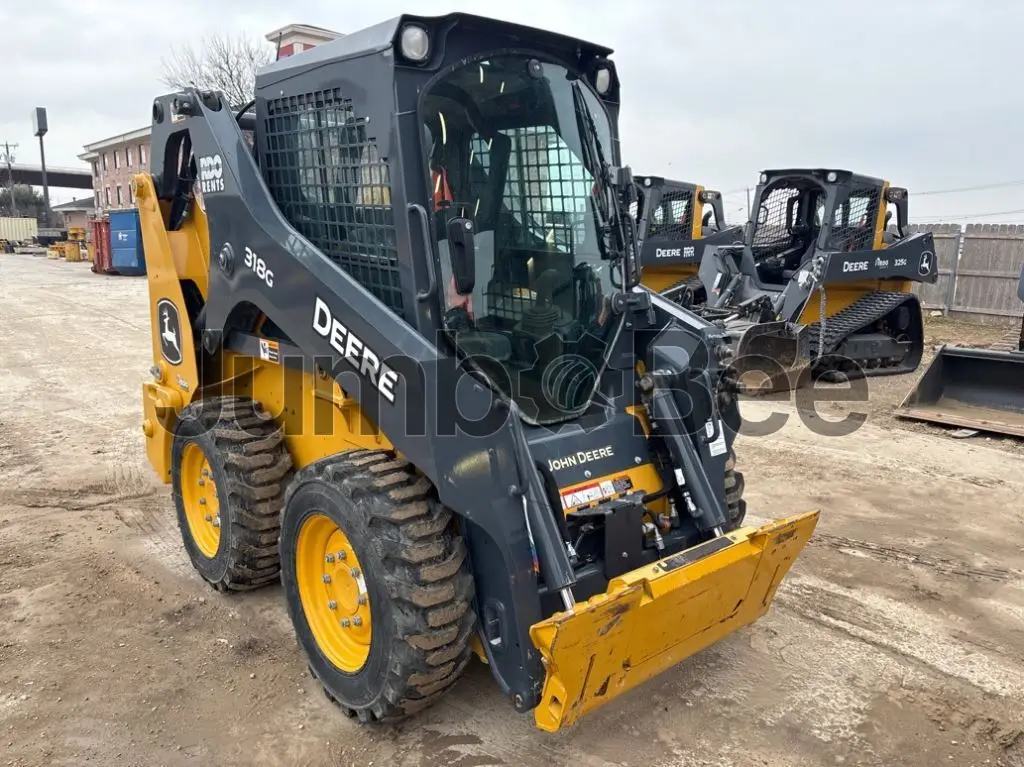 John Deere 318G 2024 - Usado (44 Horas) en Venta — foto 1 de 46