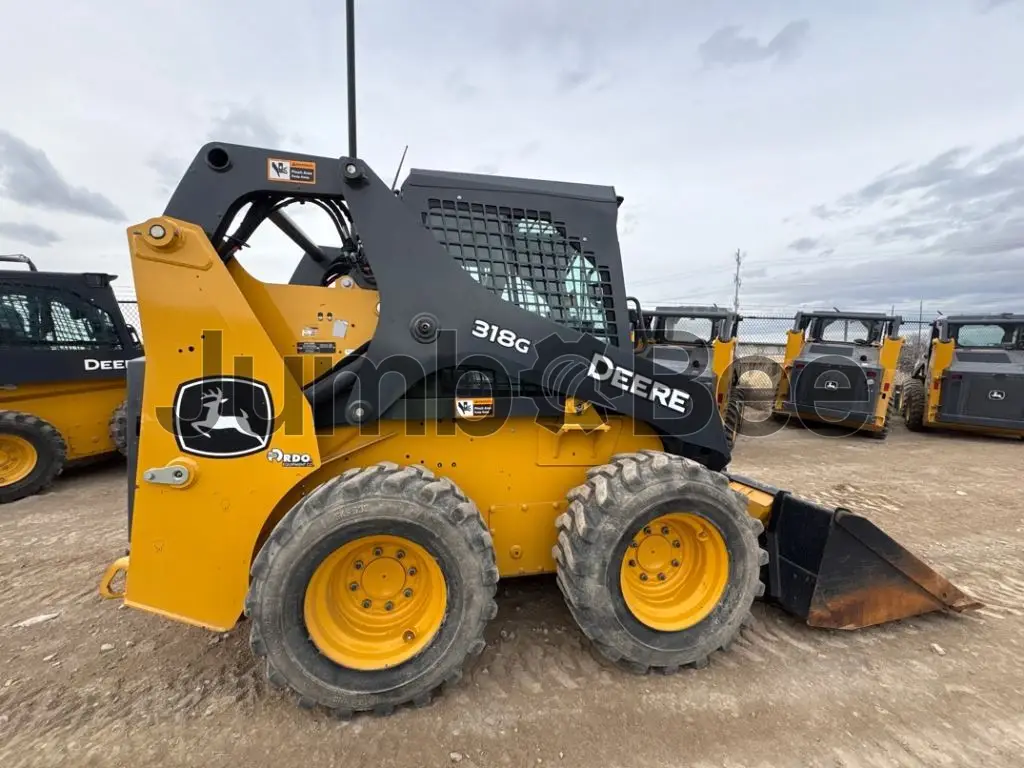 John Deere 318G 2024 - Usado (210 Horas) en Venta — foto 1 de 26