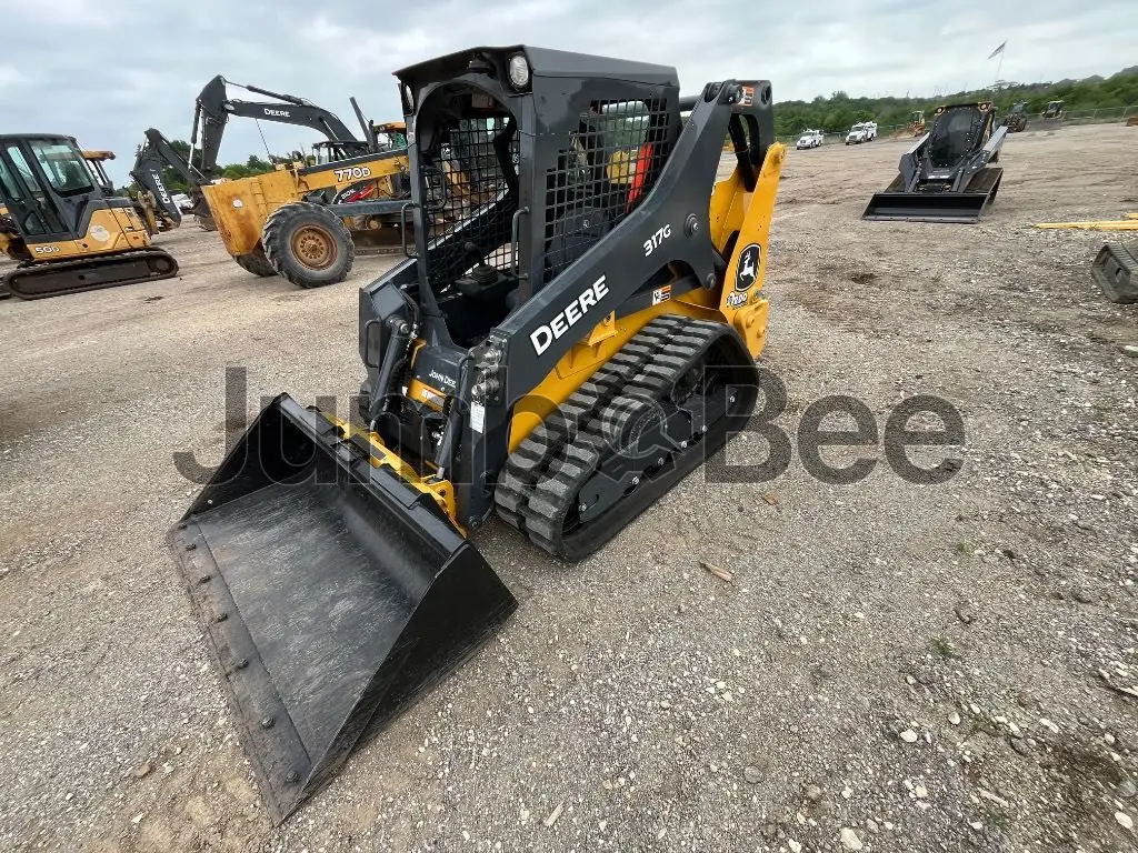 John Deere 317G 2025 - Usado (10 Horas) en Venta — foto 1 de 12