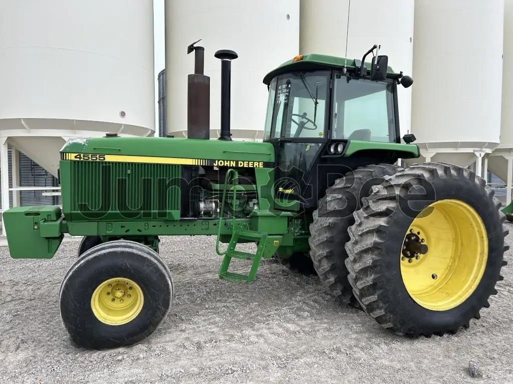 John Deere 4555 1989 - Usado (Horas) en Venta — foto 1 de 59