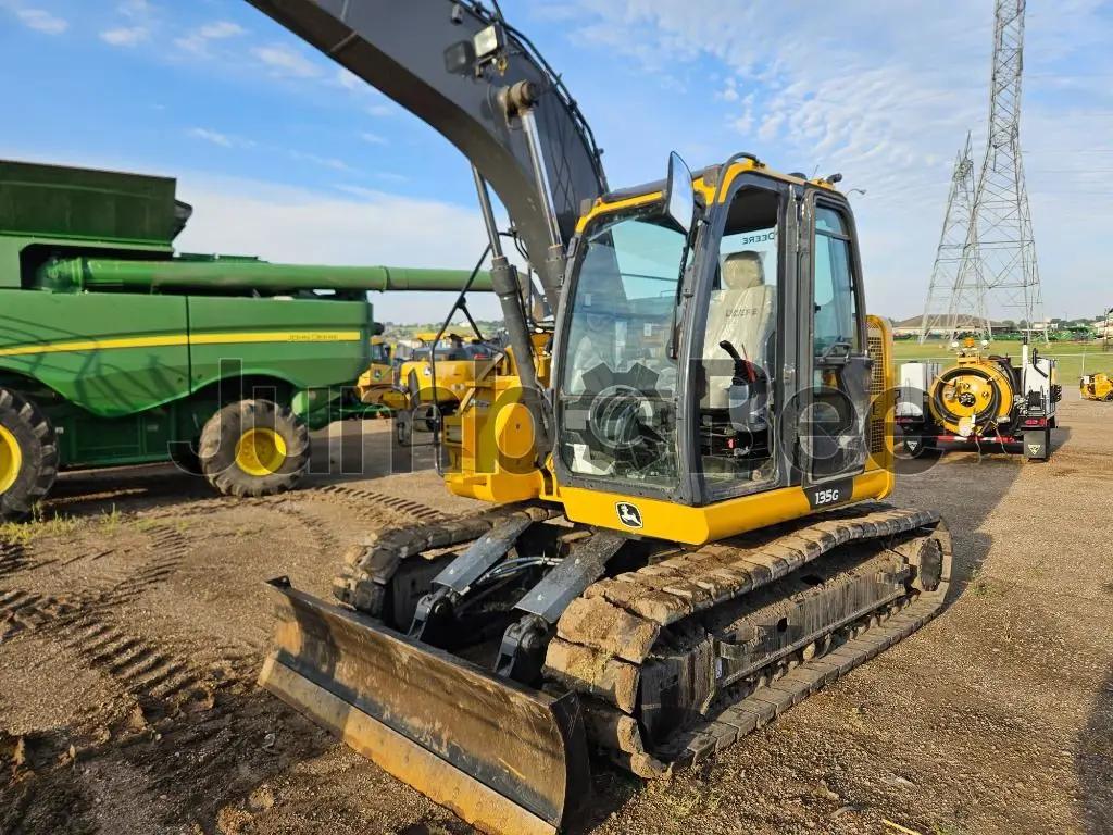 2022 John Deere 135G - Used, 450 Hours for Sale — photo 1 of 5