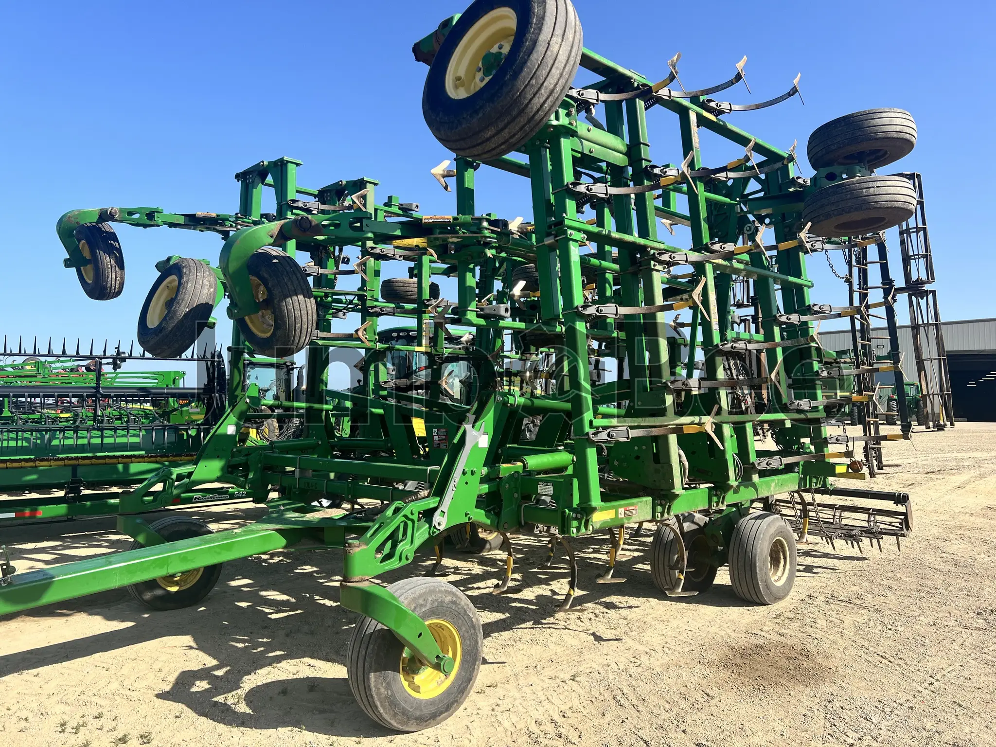 John Deere 2210 2012 - Usado en Venta — foto 1 de 9
