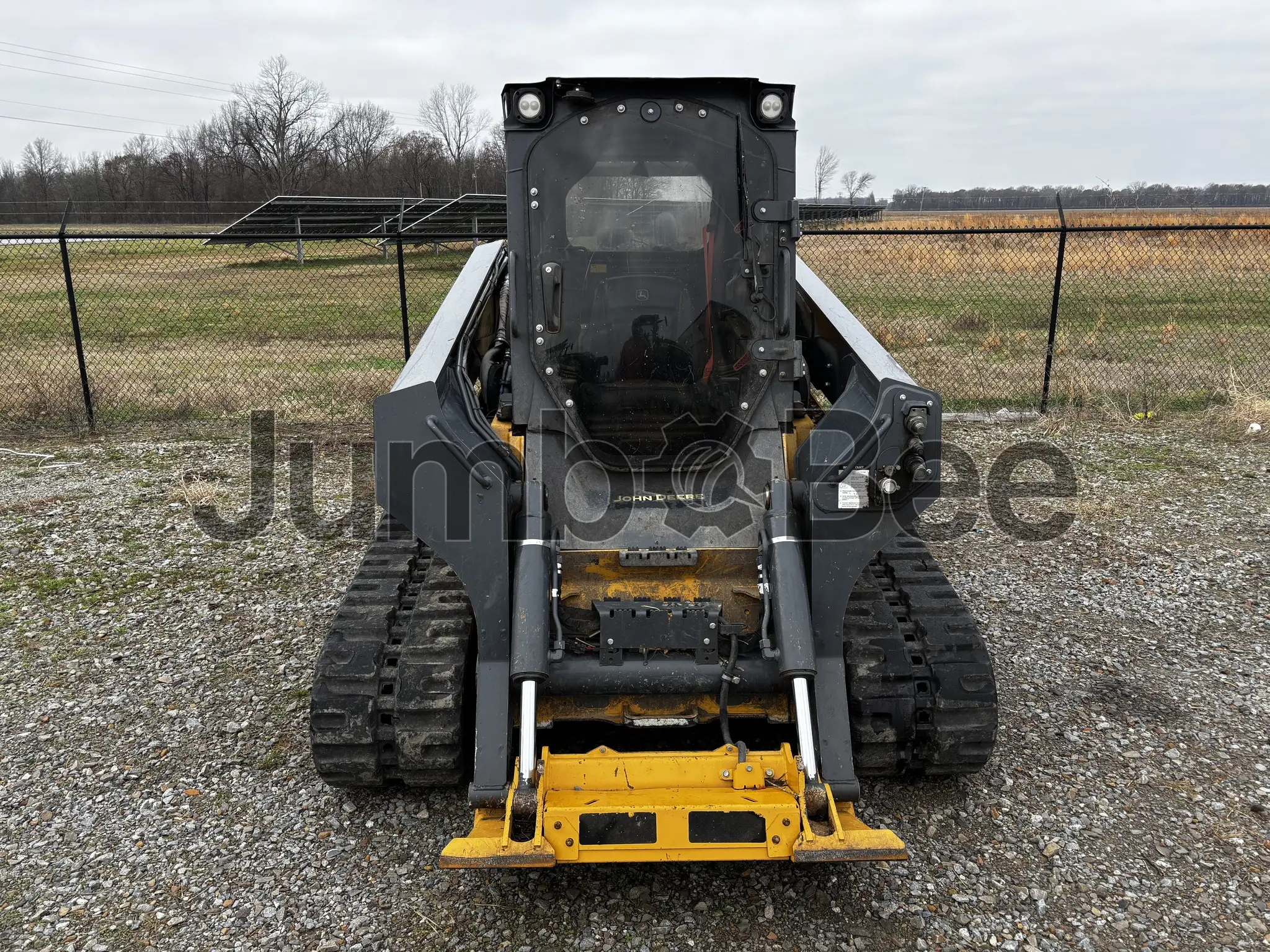 John Deere 331G 2022 - Usado (710 Horas) en Venta — foto 1 de 10