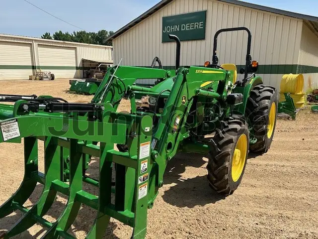 John Deere 5075E 2024 - Usado (60 Horas) en Venta — foto 1 de 10