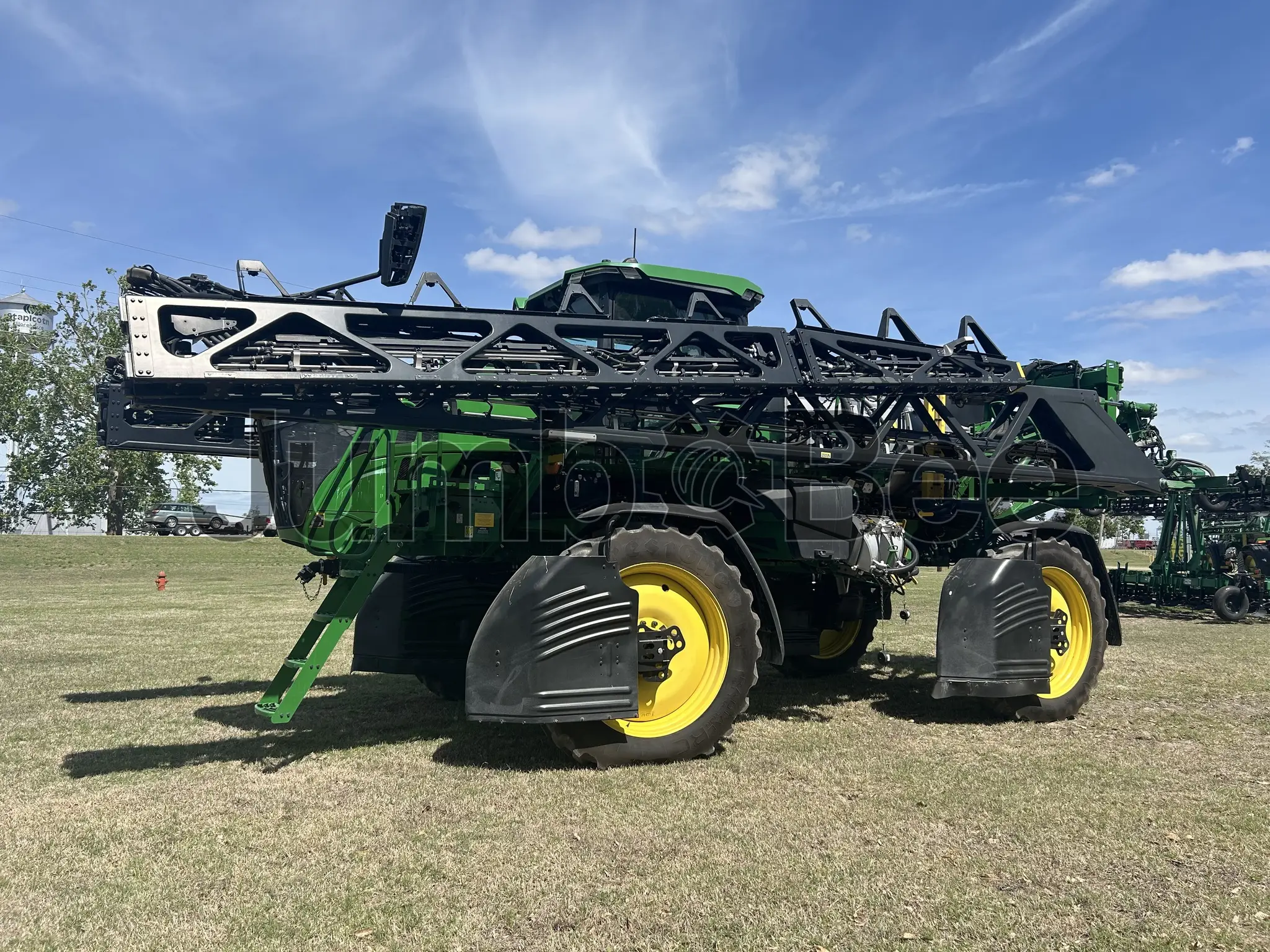 John Deere 410R 2023 - Usado (664 Horas) en Venta — foto 1 de 12