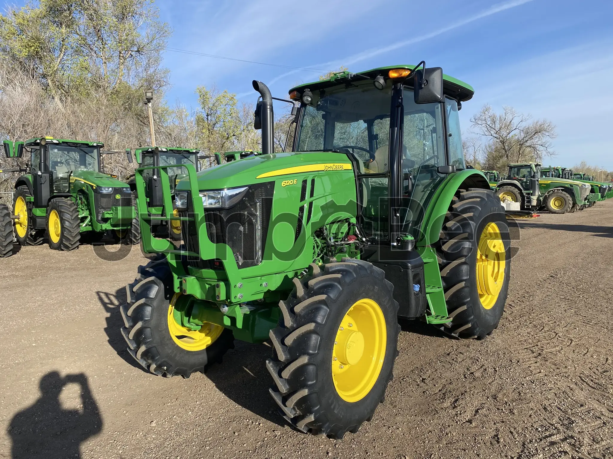 John Deere 6120E 2024 - Usado (374 Horas) en Venta — foto 1 de 20
