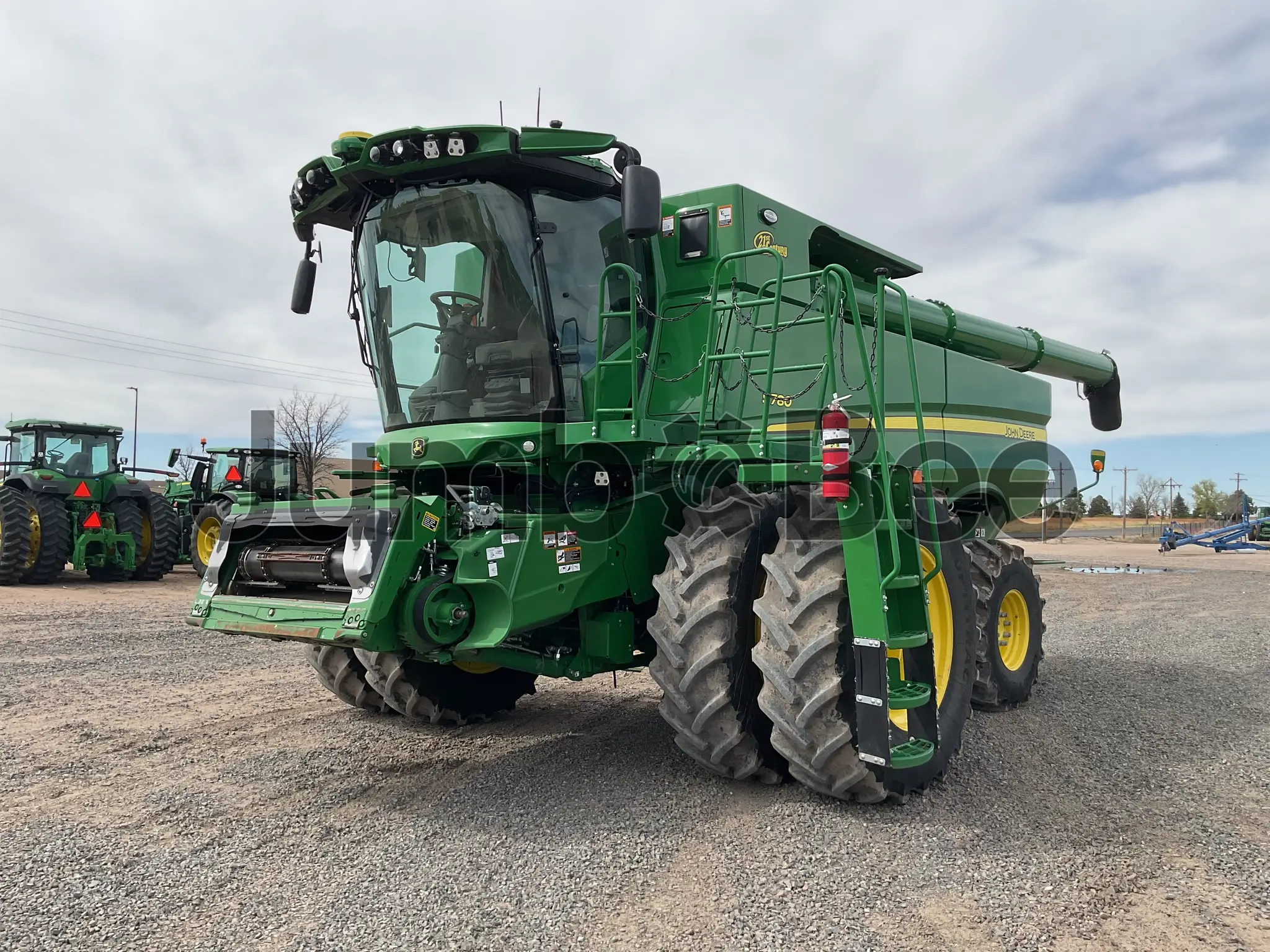 John Deere S780 2024 - Usado (926 Horas) en Venta — foto 1 de 32