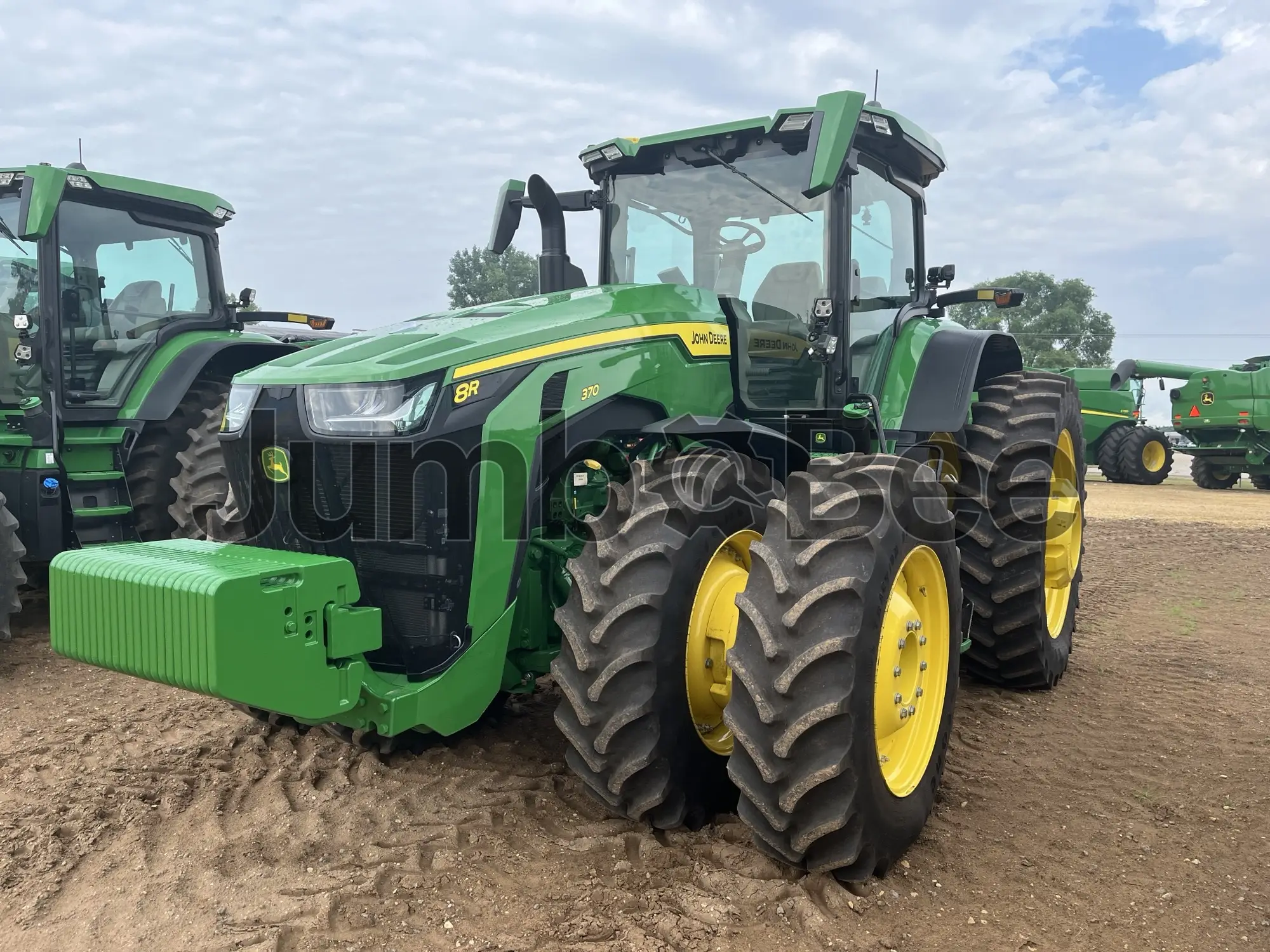 John Deere 8R 370 2023 - Usado (694 Horas) en Venta — foto 1 de 13