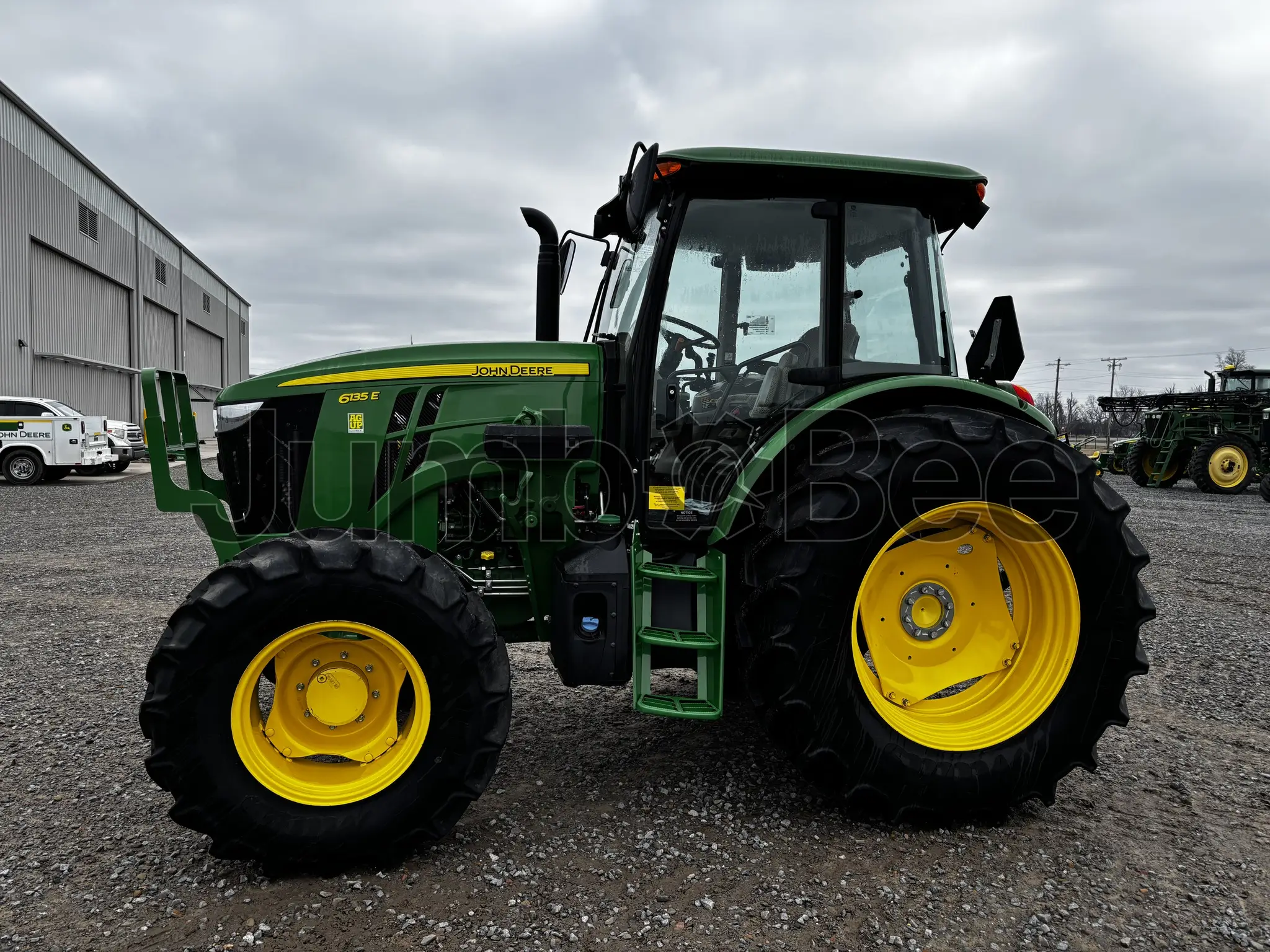 John Deere 6135E Cab 2024 - Usado (183 Horas) en Venta — foto 1 de 17