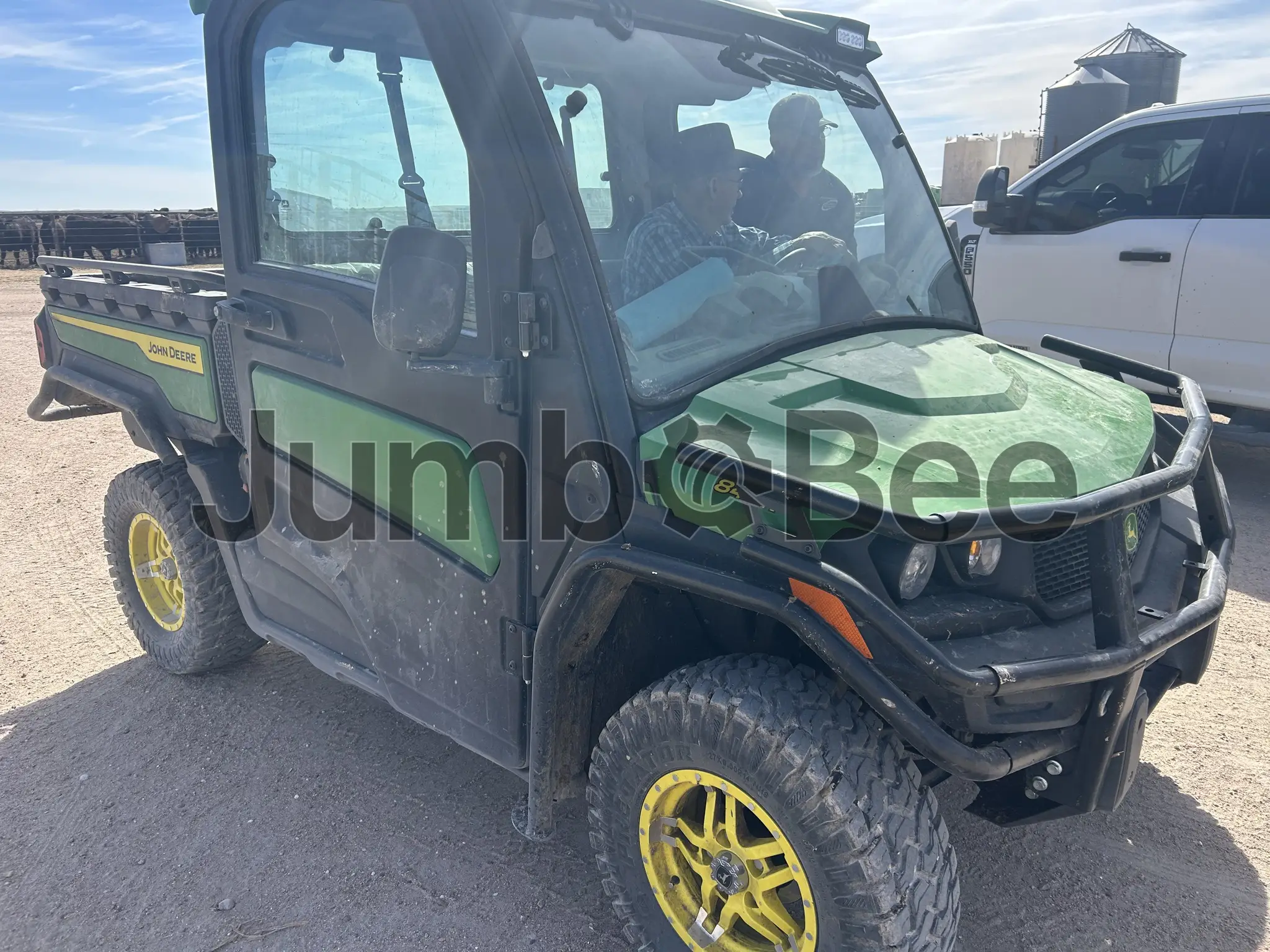 John Deere XUV 845R 2025 - Usado (911 Horas) en Venta — foto 1 de 18