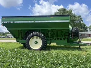 2003 Brent 1084 Single Auger