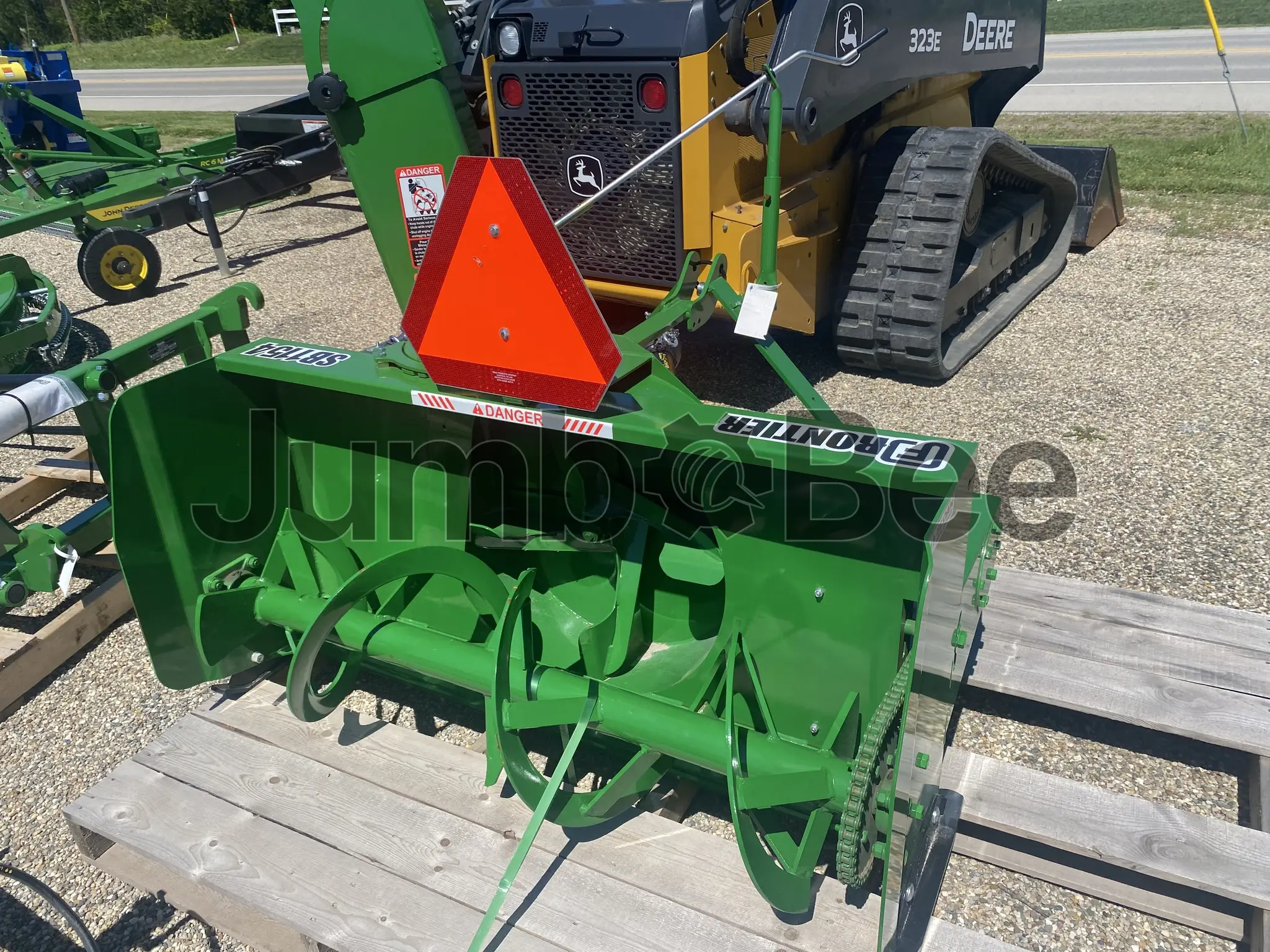 2025 Frontier SB1154 - Used, for Sale — photo 1 of 5