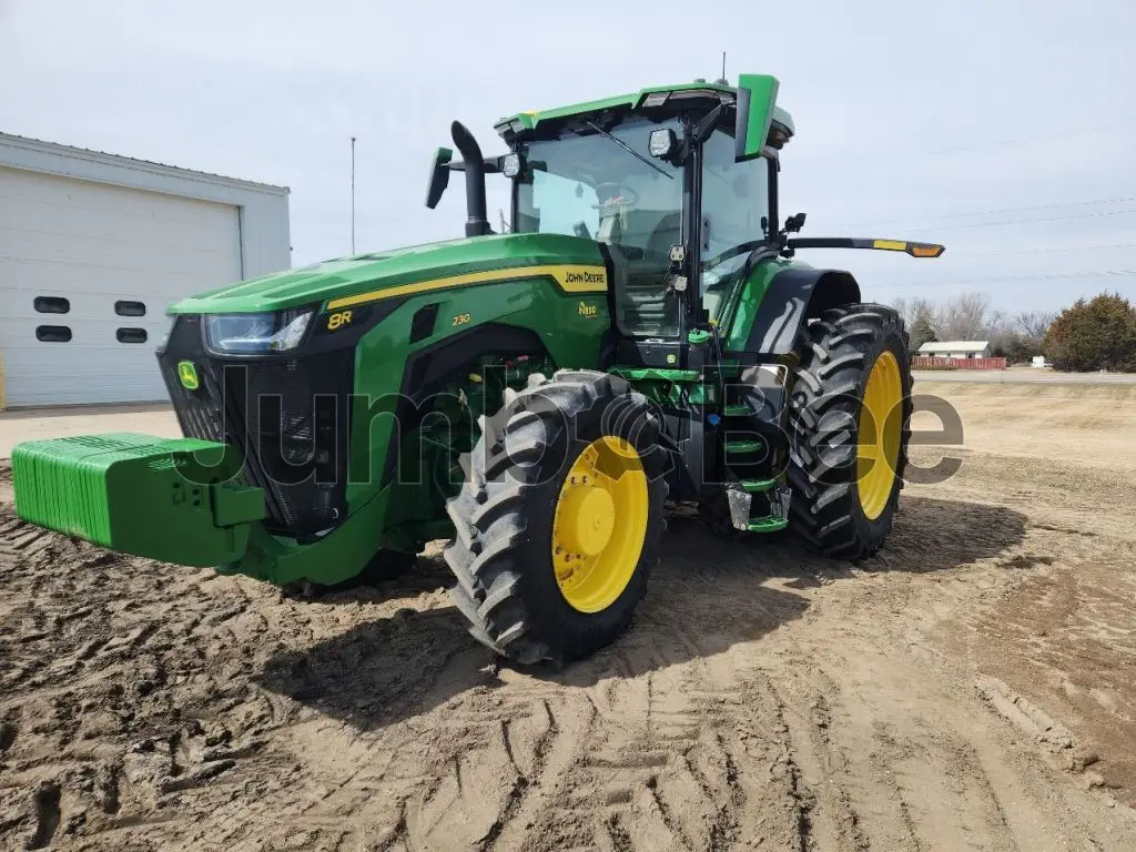 John Deere 8R 230 2025 - Usado (785 Horas) en Venta — foto 1 de 50