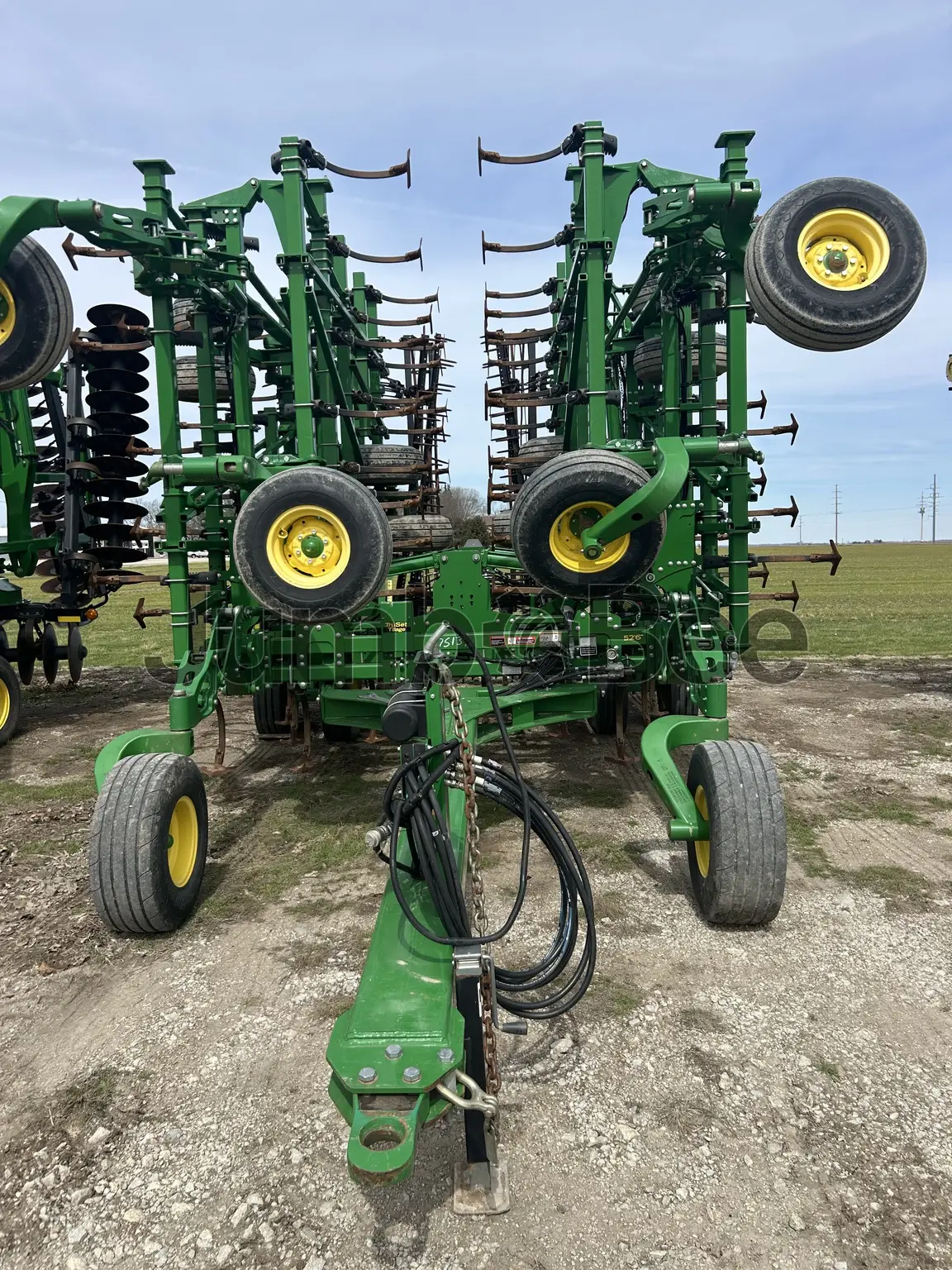 John Deere 2230FH 2018 - Usado en Venta — foto 1 de 11