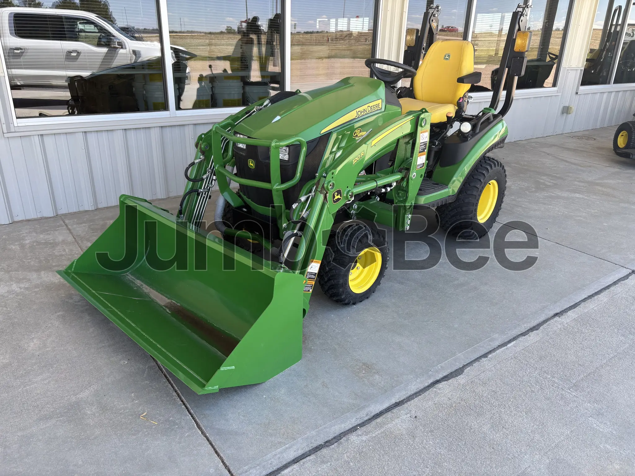 John Deere 1025R 2024 - Nuevo en Venta — foto 1 de 7