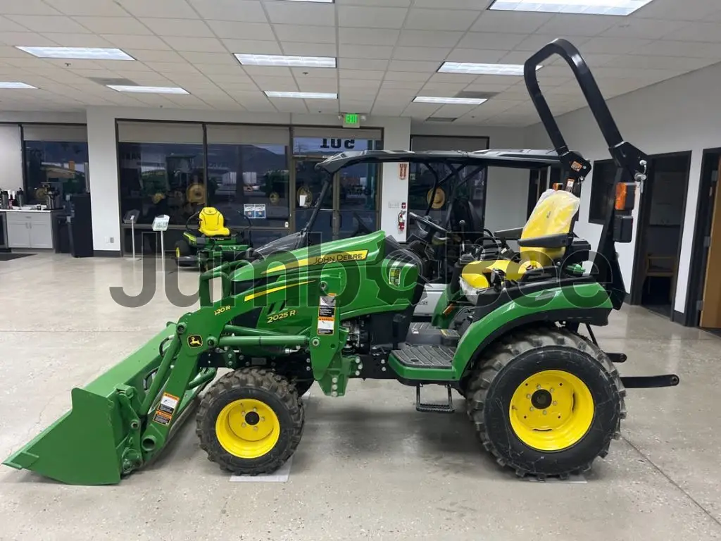 2025 John Deere 2025R - New, for Sale — photo 1 of 37