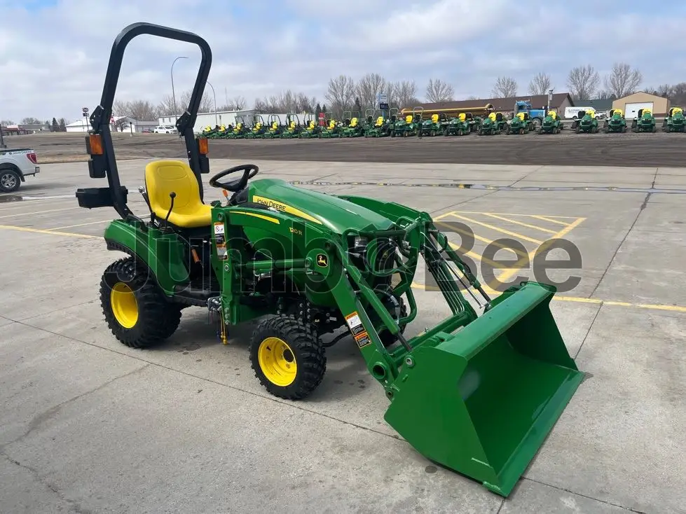 John Deere 1023E 2025 - Nuevo en Venta — foto 1 de 18