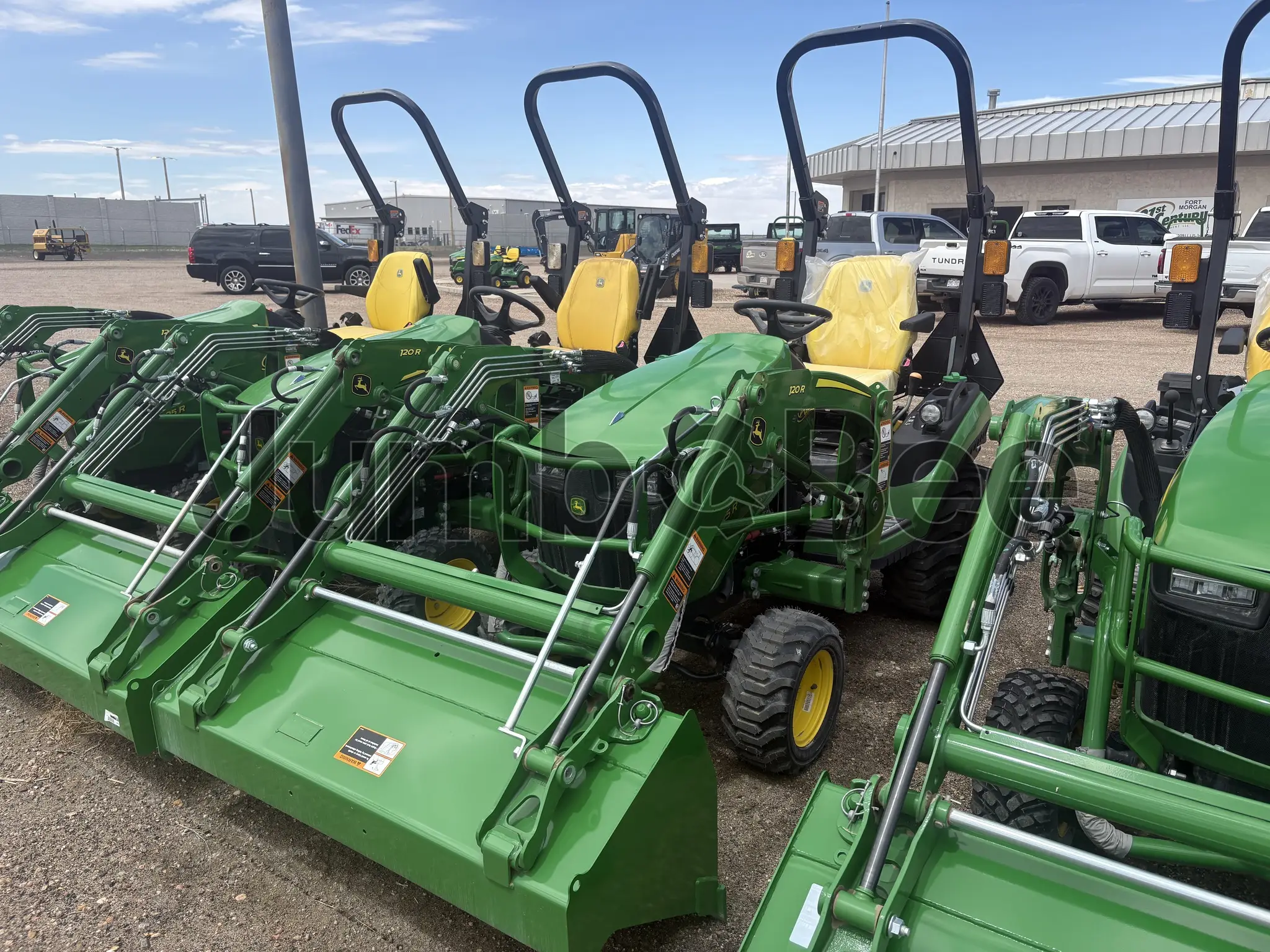 John Deere 1025R 2024 - Nuevo en Venta — foto 1 de 7
