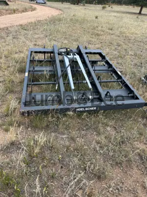 2010 Hoelscher 100 Bale Accumulators