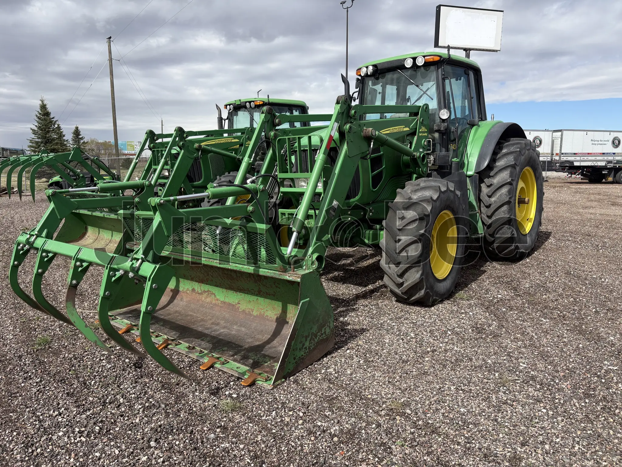 John Deere 7430 Premium 2008 - Usado (11,100 Horas) en Venta — foto 1 de 35
