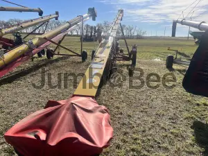 2026 Westfield WFUTX44SPHCBHVU Grain Auger