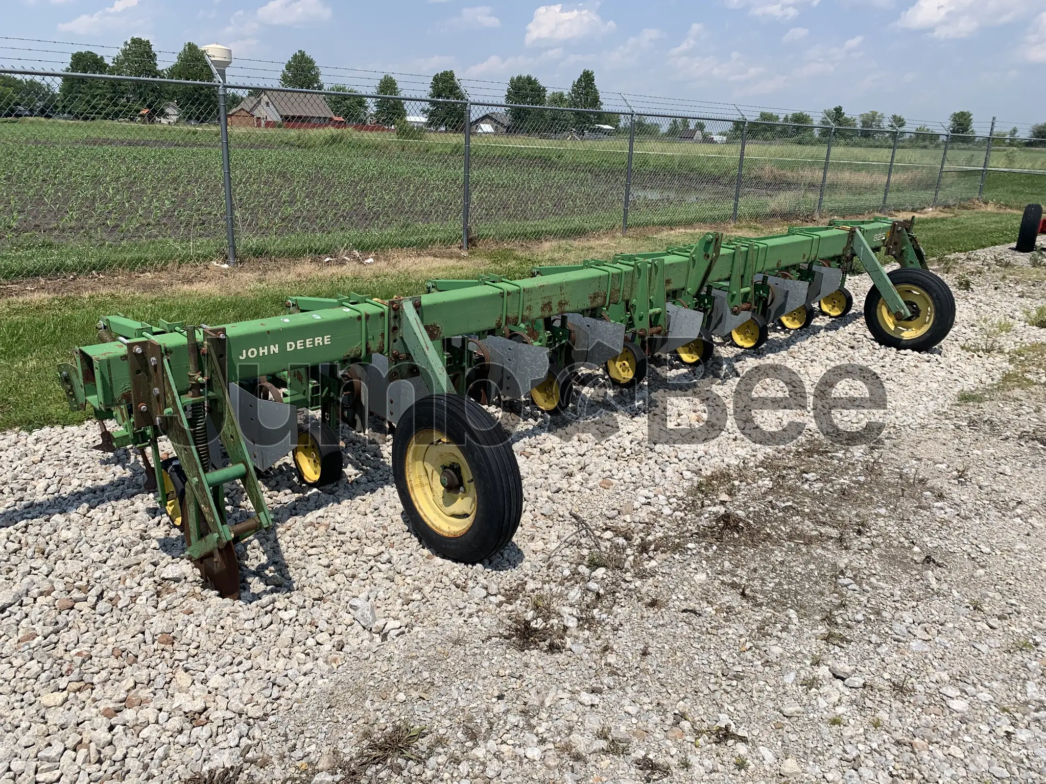 John Deere 825 1990 - Usado en Venta — foto 1 de 2