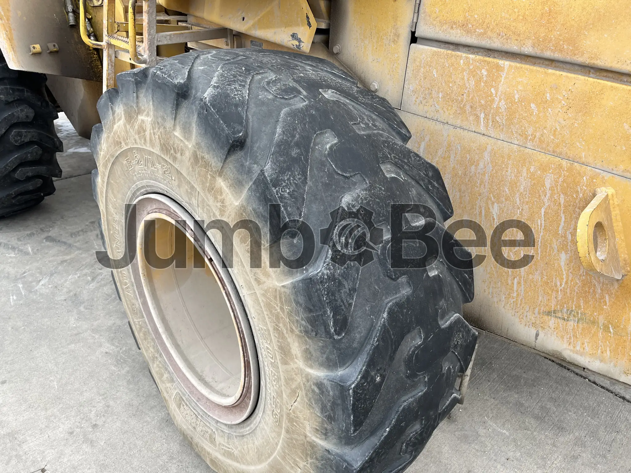 https://prod-jumbo.nyc3.cdn.digitaloceanspaces.com/product/13290/b4e1a04710ced8bfd248b1e1284319cf.webp