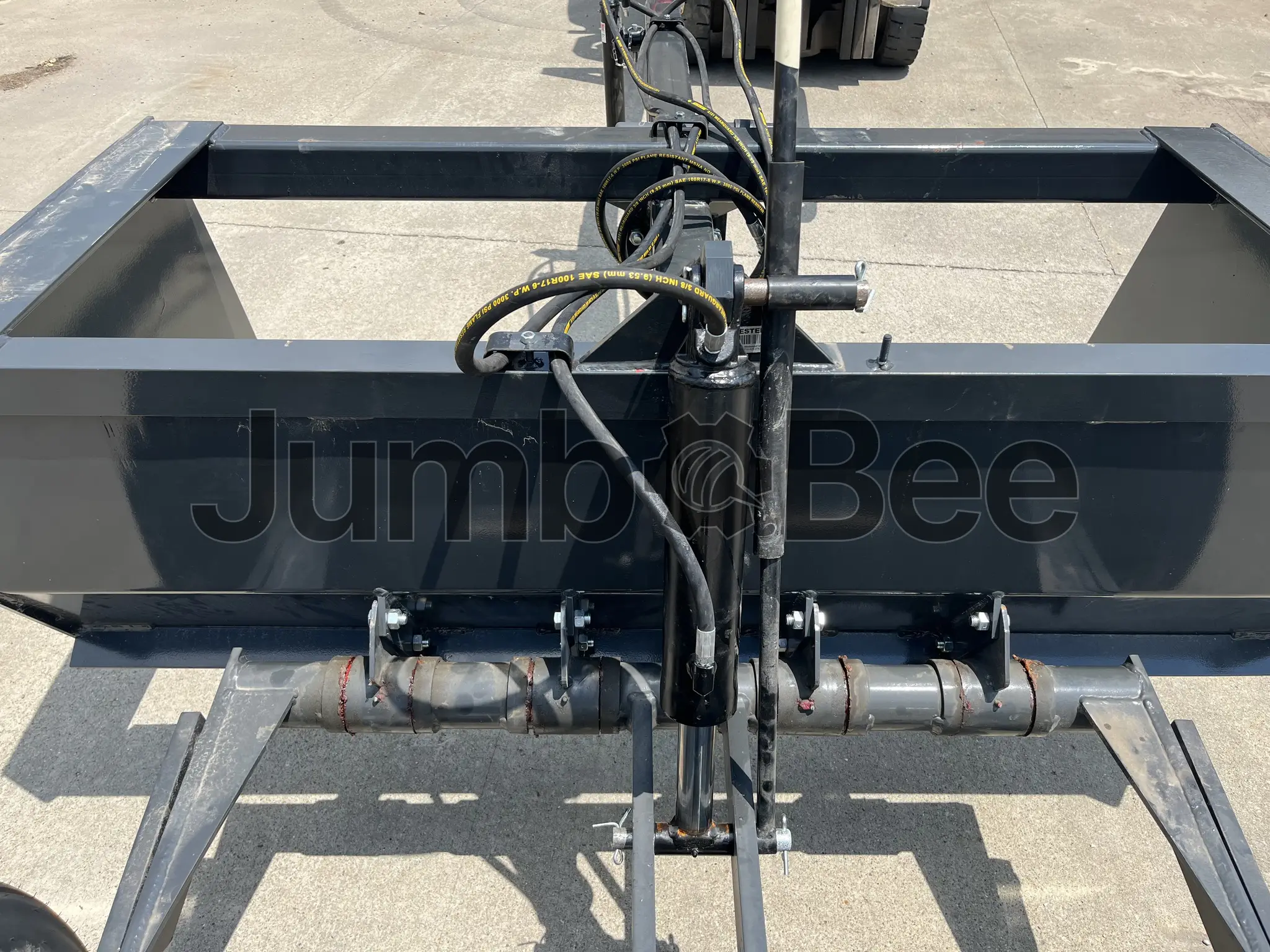 https://prod-jumbo.nyc3.cdn.digitaloceanspaces.com/product/13369/dc5979adada8c52e1e893f5cec5b52b1.webp