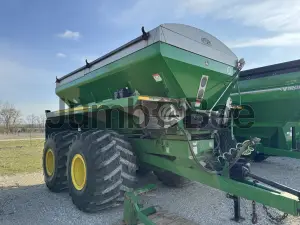2016 John Deere 345 SPREADER Dry Fertilizer Spreaders