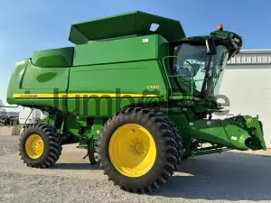 2013 John Deere S550 Combines