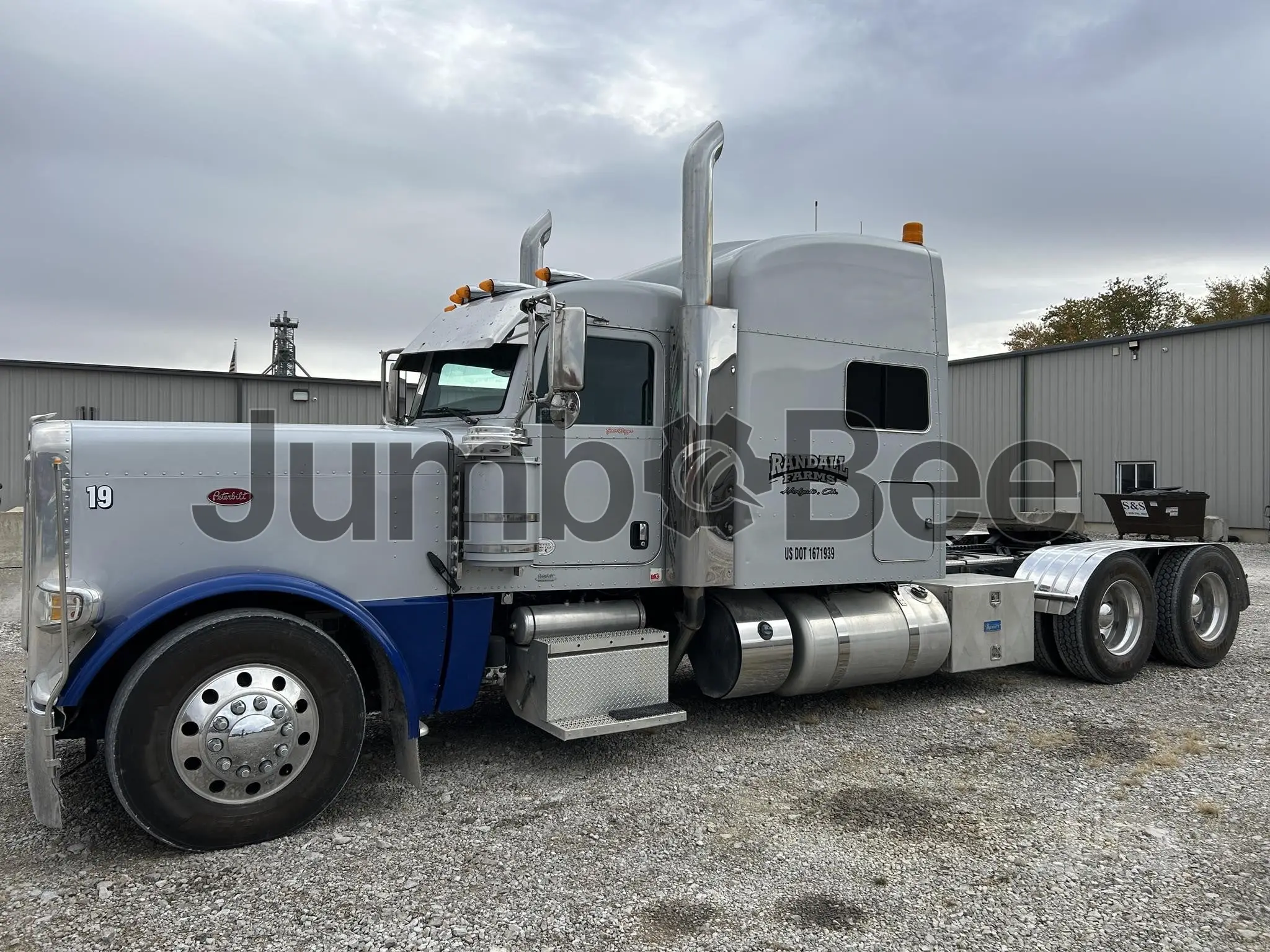 https://prod-jumbo.nyc3.cdn.digitaloceanspaces.com/product/13484/e65ff1fdc169e7bf614c342357582881.webp