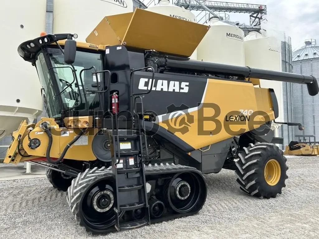 Claas LEXION 740TT 2013 - Usado en Venta — foto 1 de 118