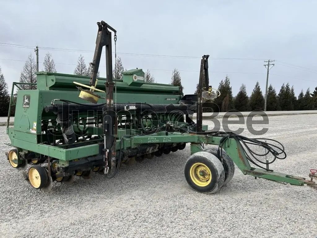 John Deere 750 1991 - Usado (Horas) en Venta — foto 1 de 61