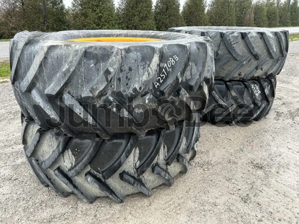 Mitas 650/65R38 - Usado en Venta — foto 1 de 33