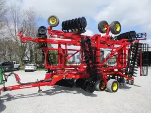 2013 Sunflower 6631-35 Field Cultivators