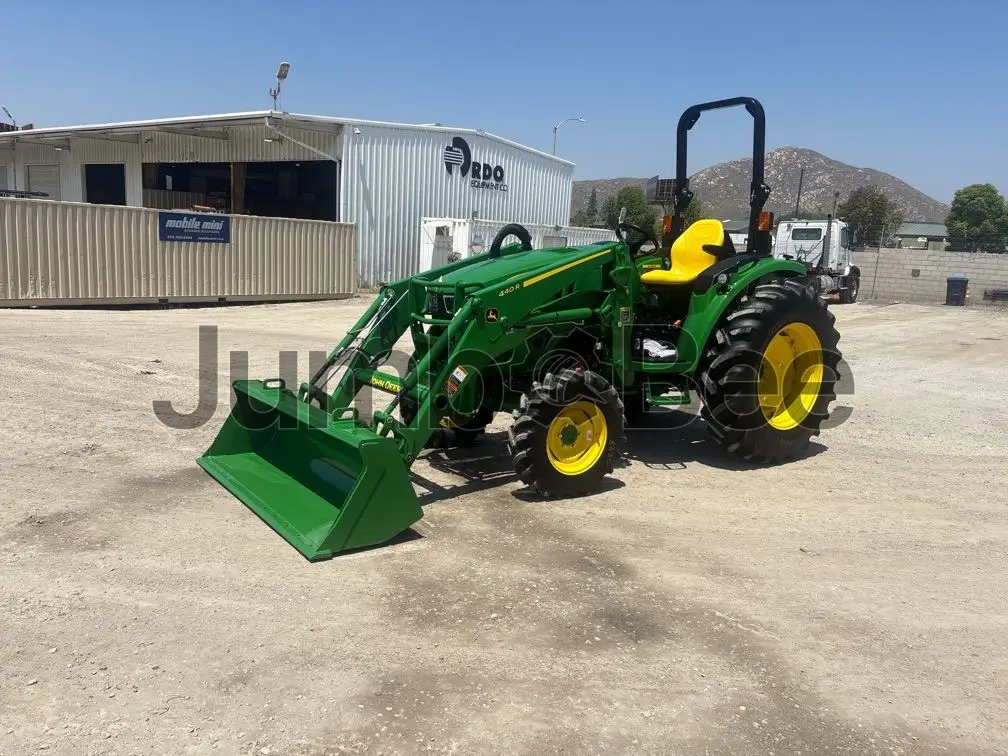 John Deere 4052R 2026 - Nuevo en Venta — foto 1 de 38