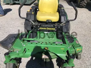 2026 John Deere Z925M Zero-Turn Mowers