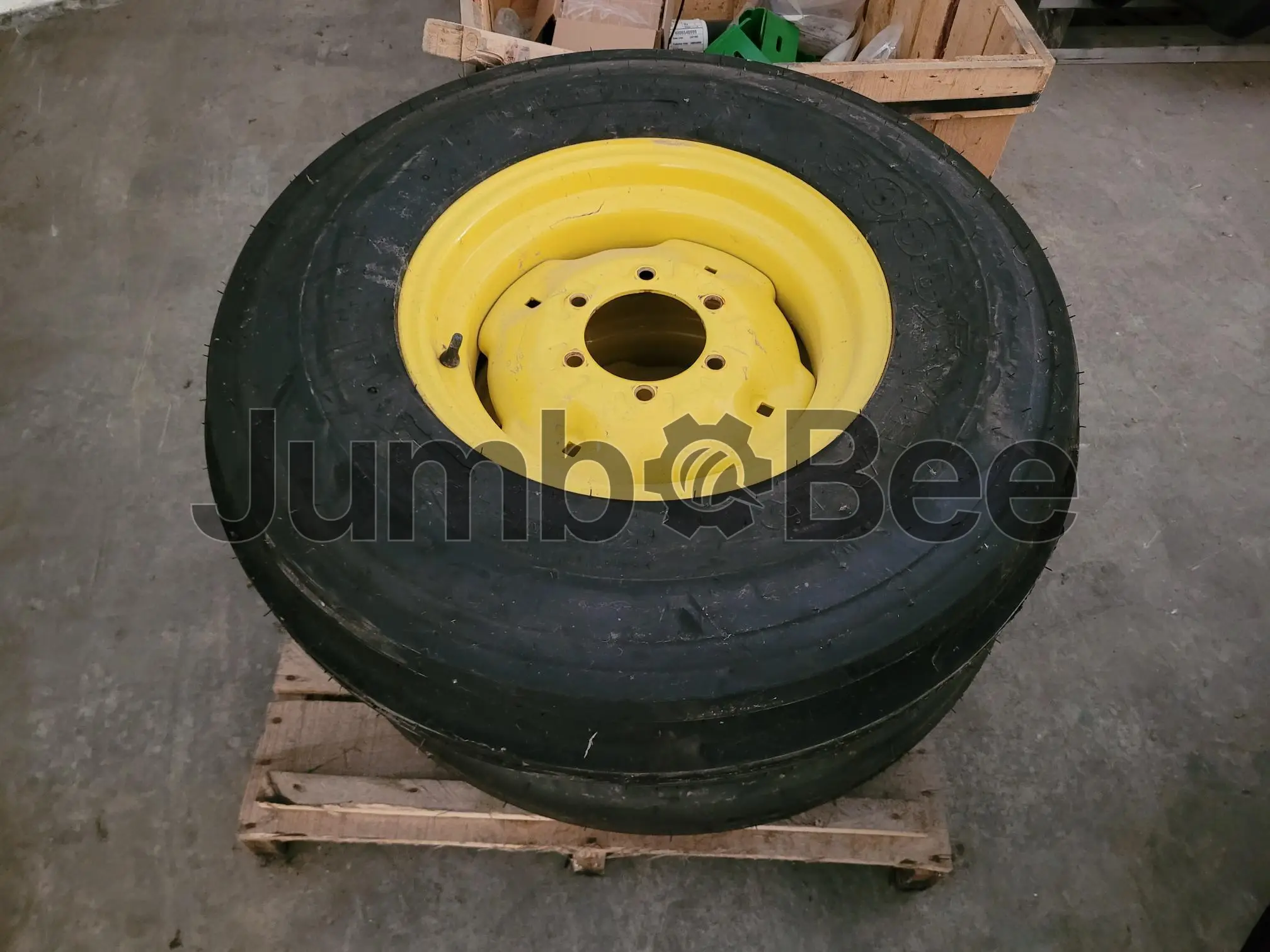 John Deere 7.50-16 - Usado en Venta — foto 1 de 7