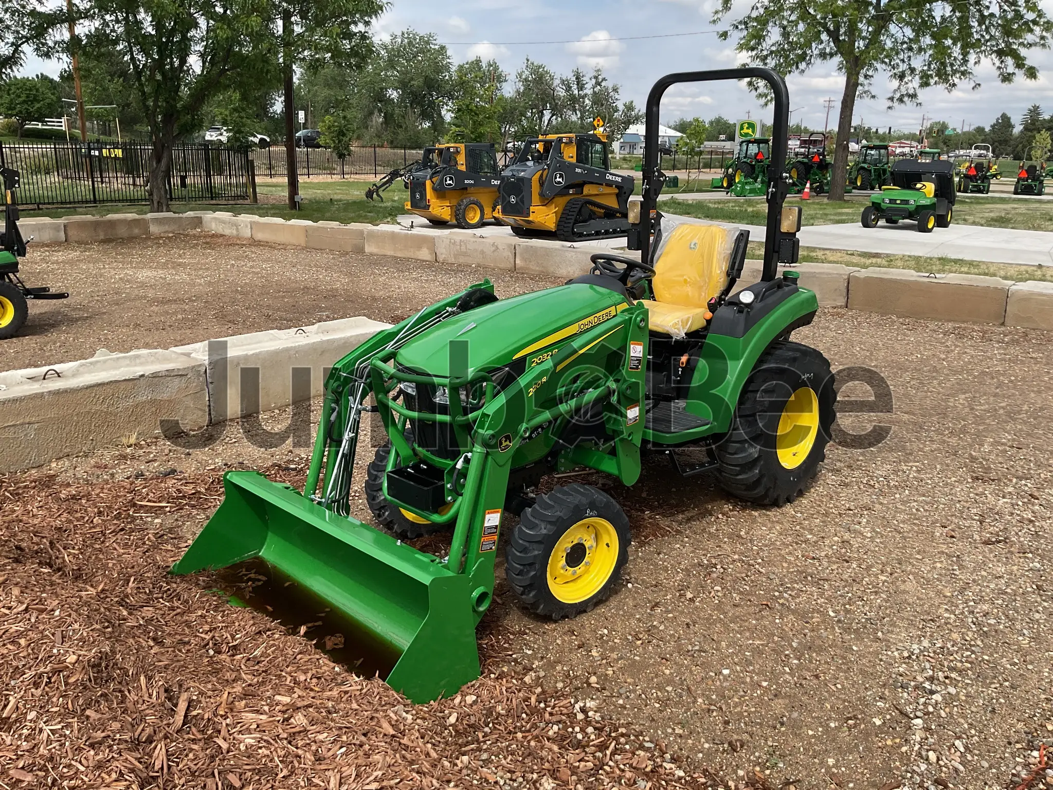 John Deere 2032R 2024 - Nuevo en Venta — foto 1 de 7