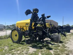2026 Fast 8313 Dry Fertilizer Spreaders