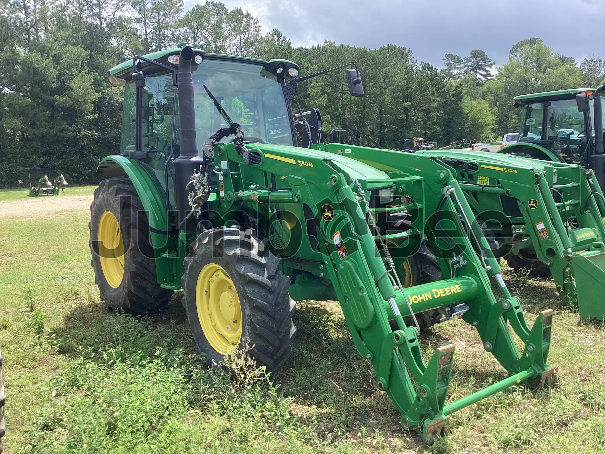 2022 John Deere 5115M - Used, 627 Hours for Sale — photo 1 of 9