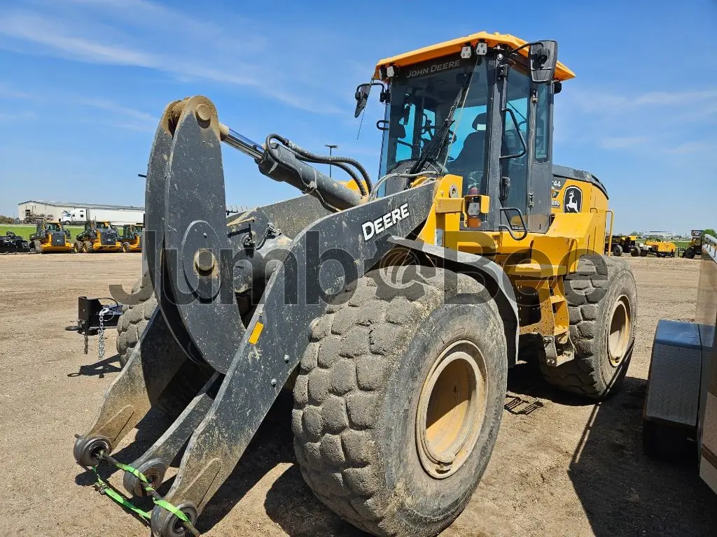 John Deere 644P 2024 - Usado (2,932 Horas) en Venta — foto 1 de 13