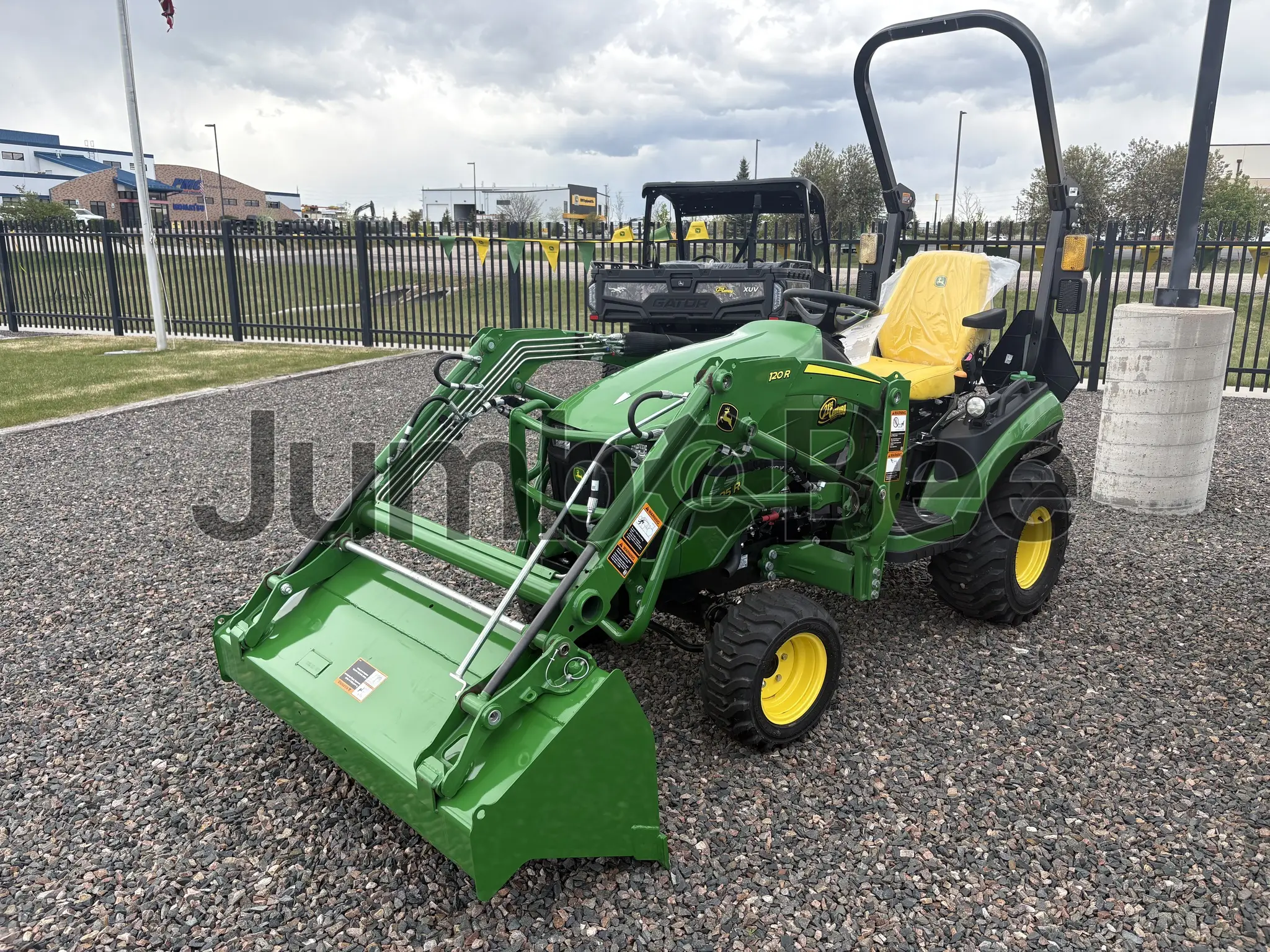 2024 John Deere 1025R - New, for Sale — photo 1 of 8