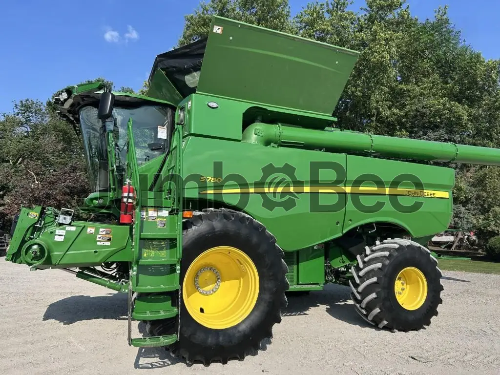 John Deere S780 2024 - Usado (321 Horas) en Venta — foto 1 de 118
