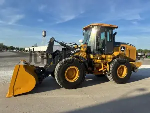 2021 John Deere 524L Wheel Loaders