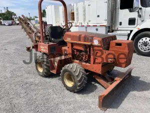 2004 DITCH WITCH 3700DD Trenchers