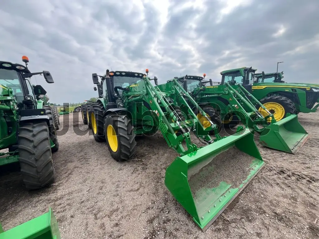 John Deere 6R 155 2025 - Usado (231 Horas) en Venta — foto 1 de 5