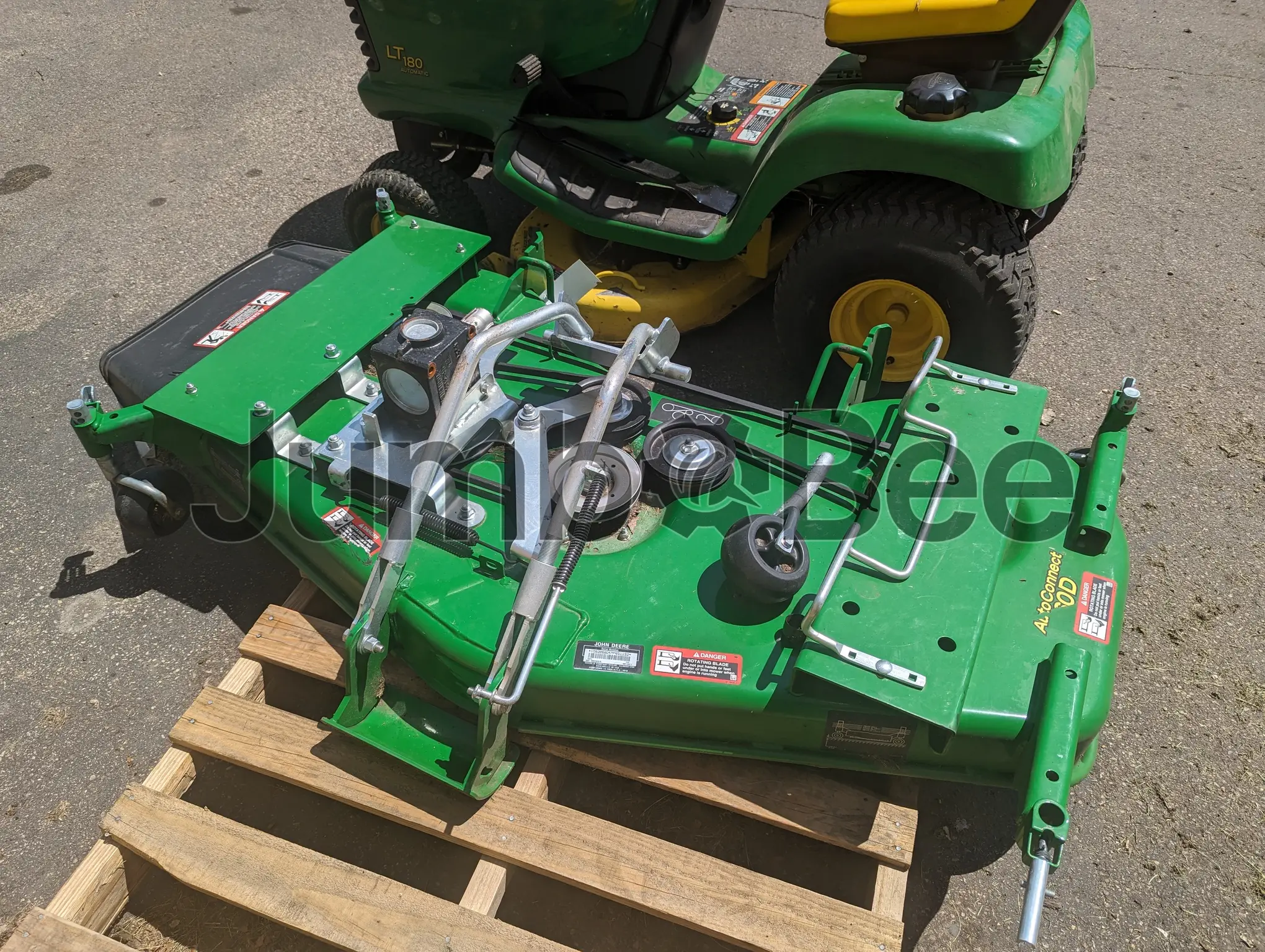 John Deere 60D AutoConnect Deck 2022 - Usado (Horas) en Venta — foto 1 de 1