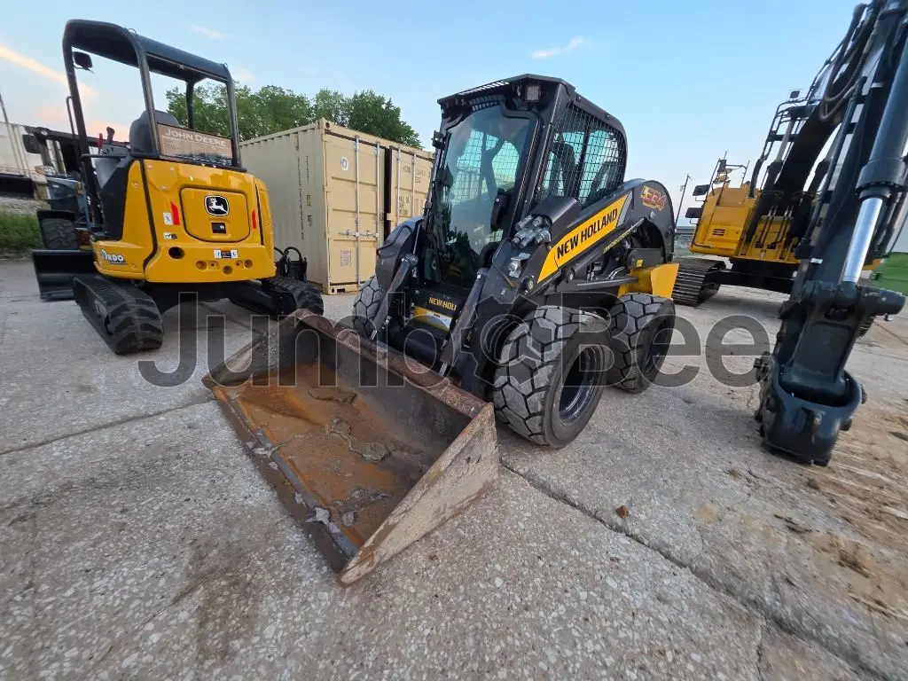 New Holland L334 2024 - Usado (763 Horas) en Venta — foto 1 de 10