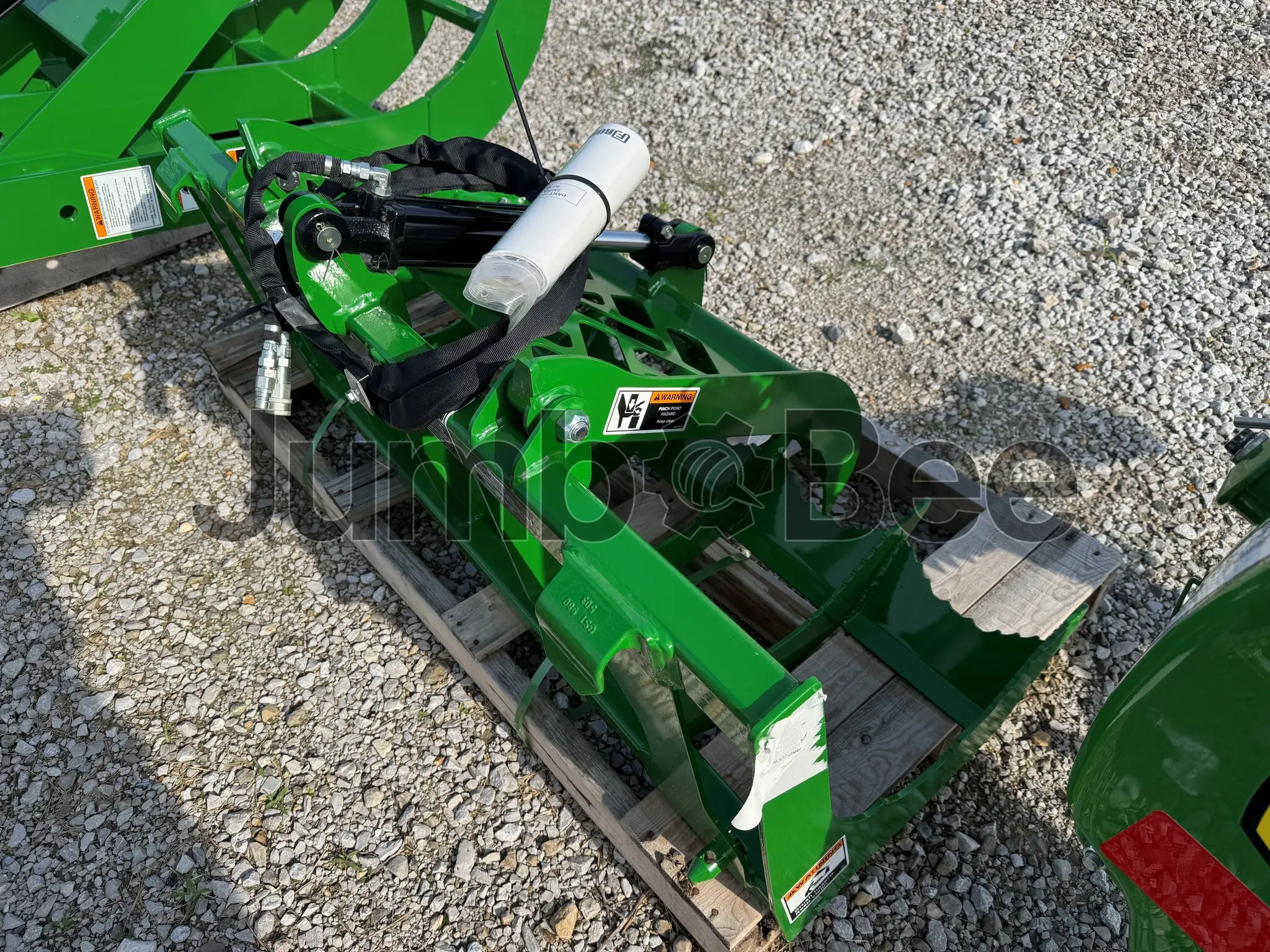 2024 Frontier AV20G - Used, for Sale — photo 1 of 2